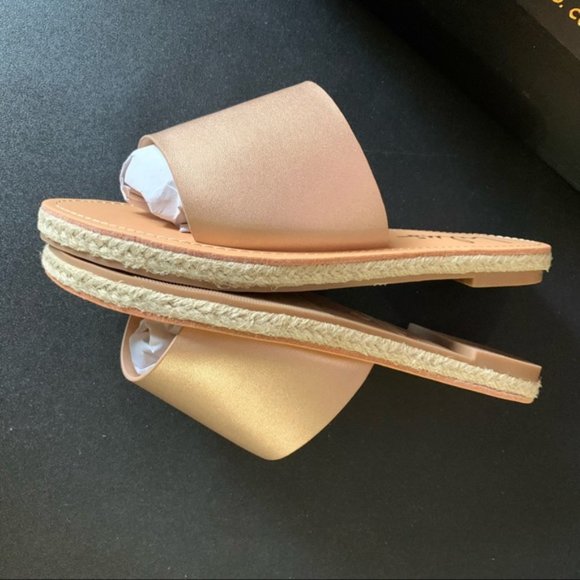 Lulu’s Women’s Rose Gold Slip-on Sandals Size 5.5 New - Picture 5 of 8